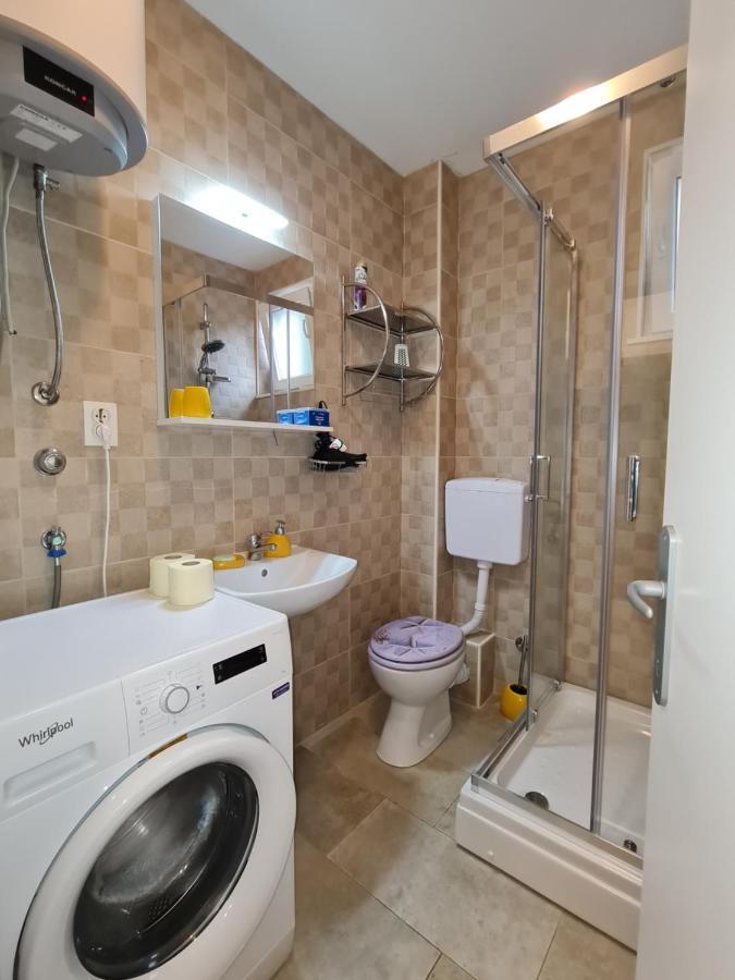 Ferienwohnung Delfin Vidalici Apartman Kustići Exterior foto